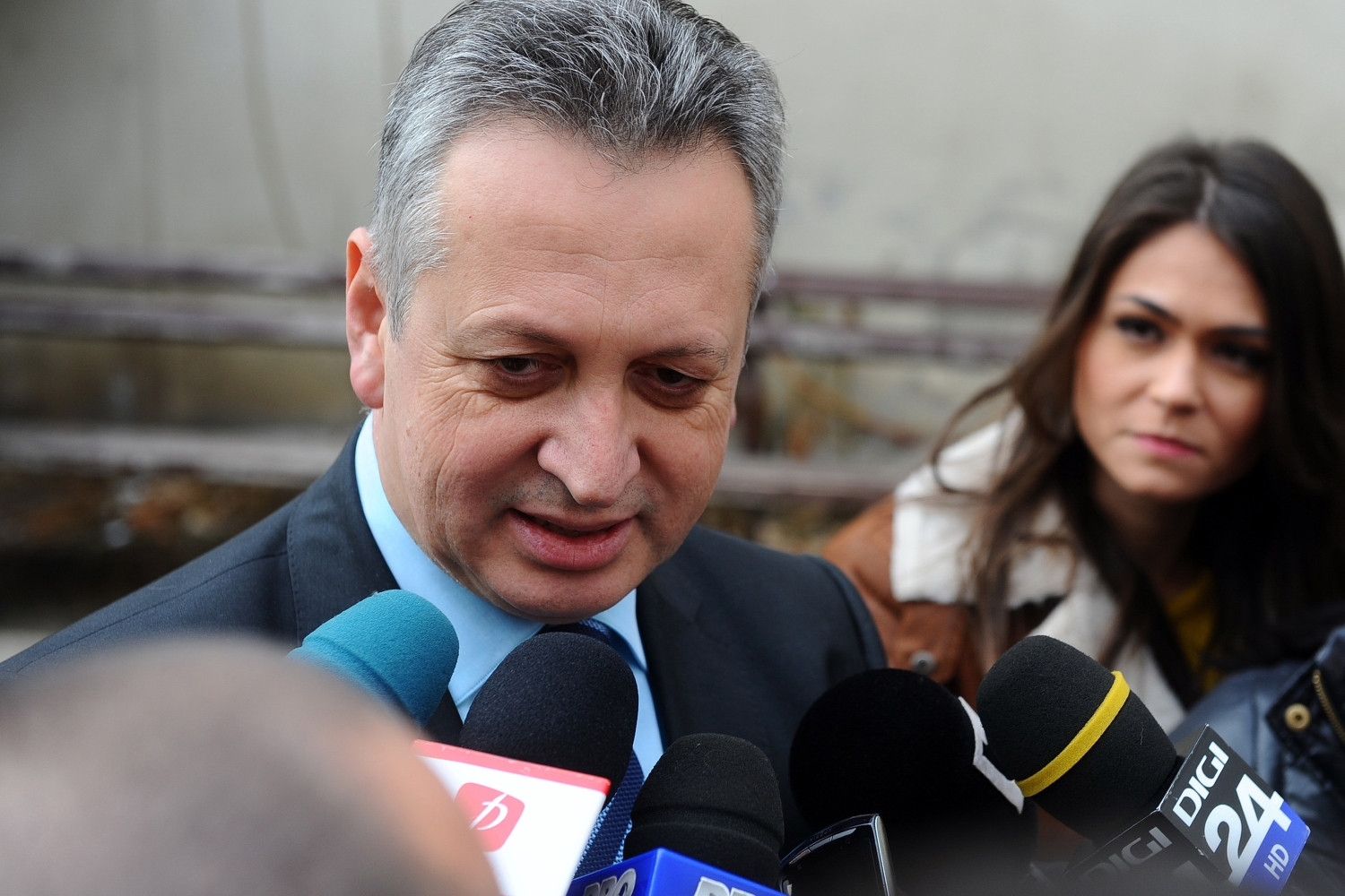 PNL amenință cu sesizarea CCR după desemnarea lui Veștea. Fenechiu: „Încălcarea Constituției este evidentă”