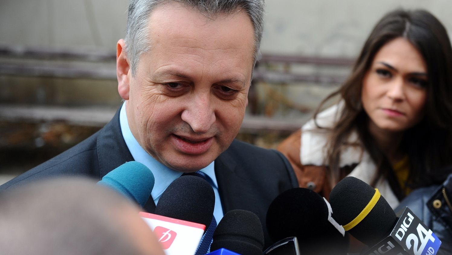 PNL amenință cu sesizarea CCR după desemnarea lui Veștea. Fenechiu: „Încălcarea Constituției este evidentă”