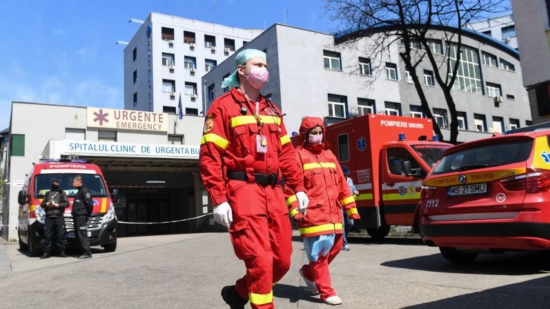 Medic primar ATI: Singura soluție pentru limitarea răspândirii virusului este instaurarea unui lockdown în zonele de focar