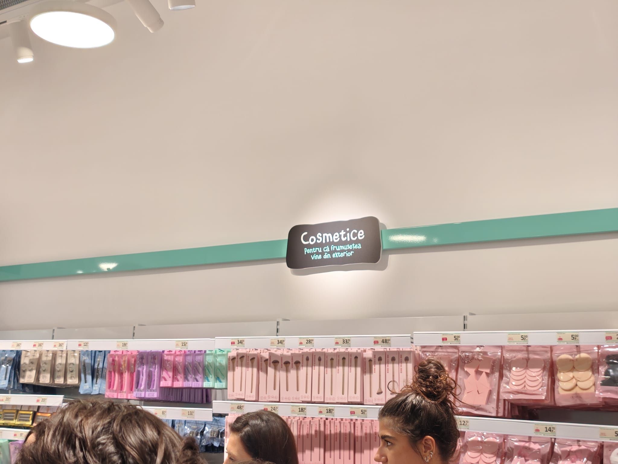 OFICIAL Cum arată magazinul NORMAL, deschis de danezi în Mega Mall: promite prețuri mici și premii pentru primii clienți - Poza 69