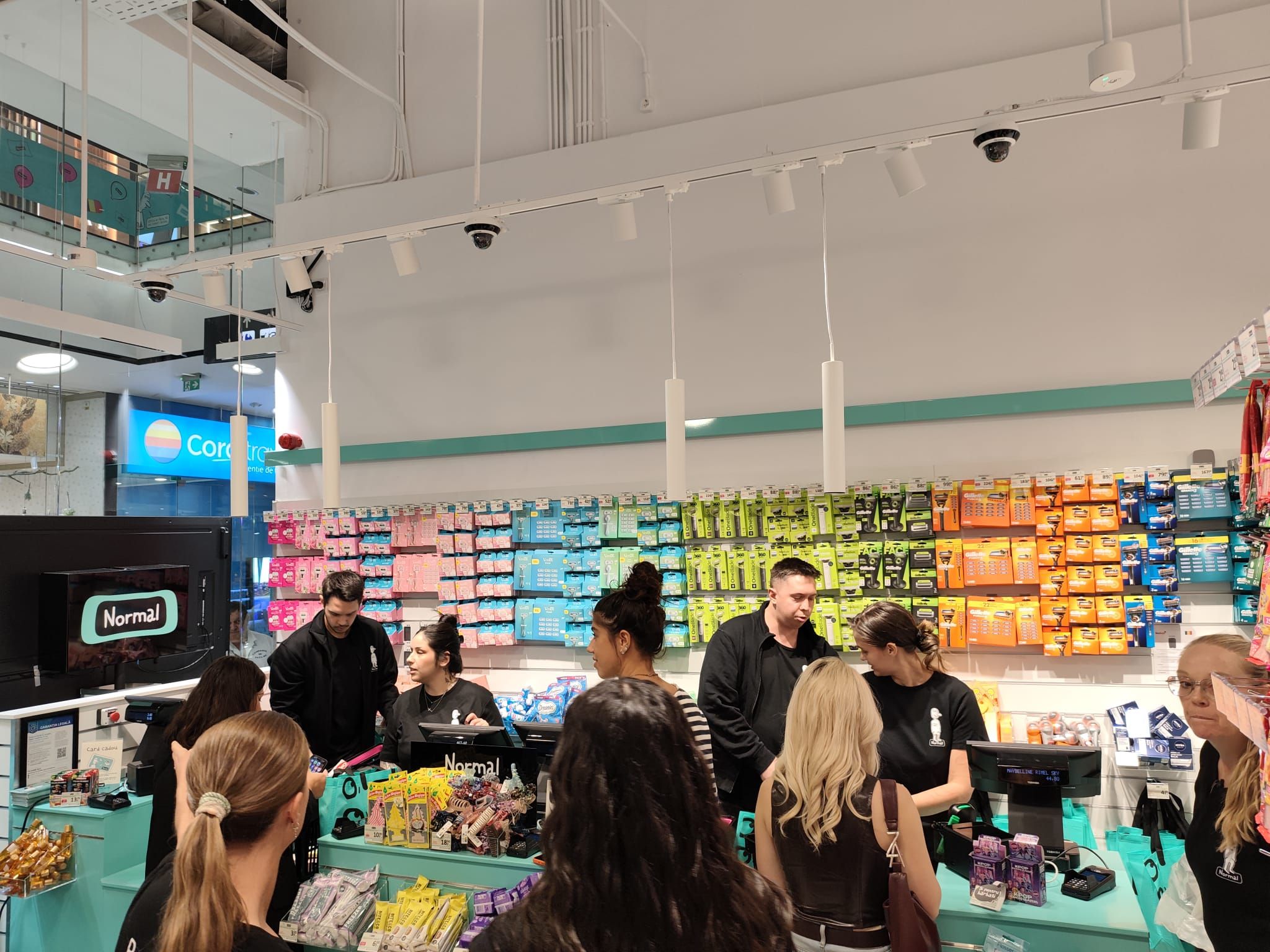 OFICIAL Cum arată magazinul NORMAL, deschis de danezi în Mega Mall: promite prețuri mici și premii pentru primii clienți - Poza 4