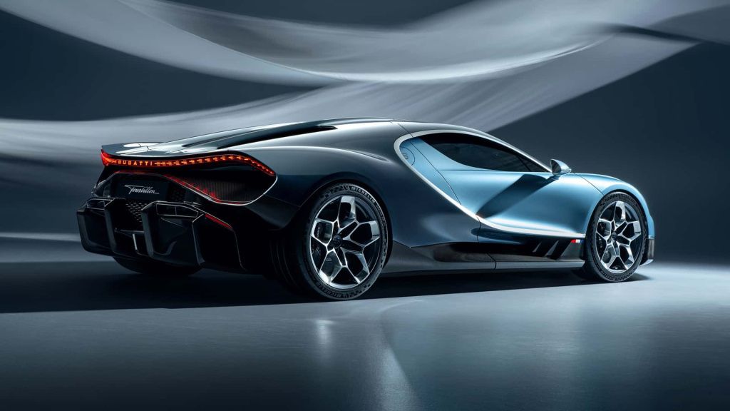 GALERIE FOTO | Bugatti a prezentat "žmașina pentru eternitate", un hypercar de 1.800 cai putere - Imagine 12