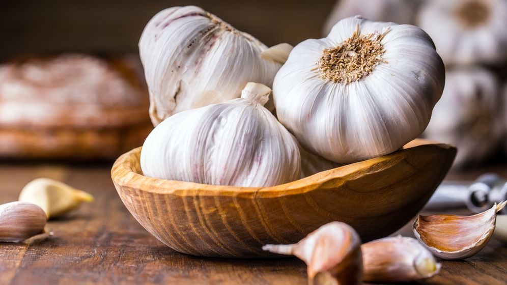 Statul vrea sa sprijine productia romaneasca de usturoi si pune la bataie 7,5 mil. lei