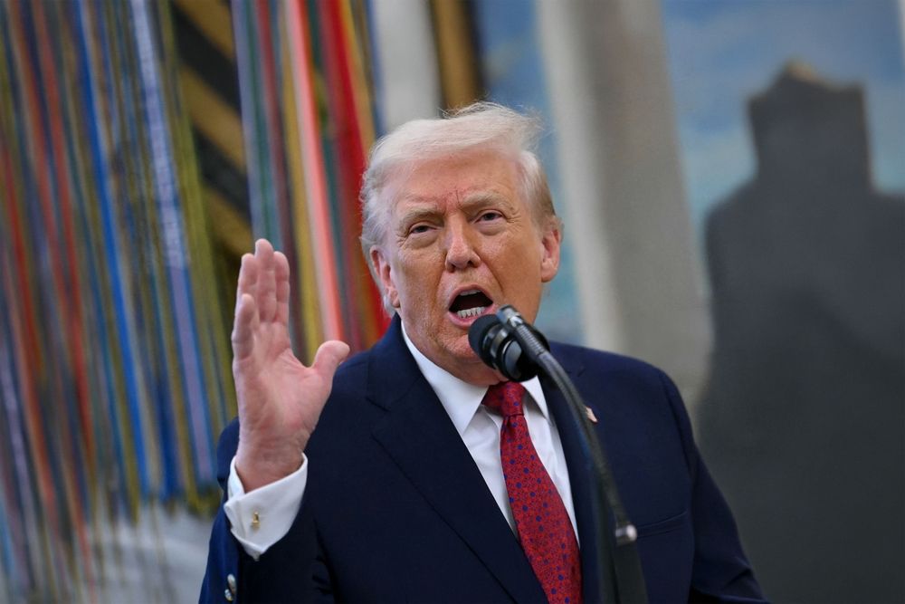 Trump, convins că Europa nu va opune prea multă rezistență în preluarea Groenlandei: Trebuie să o avem - Poza 1