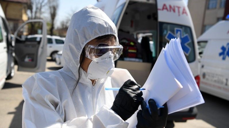 Cel mai recent bilanț COVID | România sare de pragul de 2.000 de cazuri nou raportate