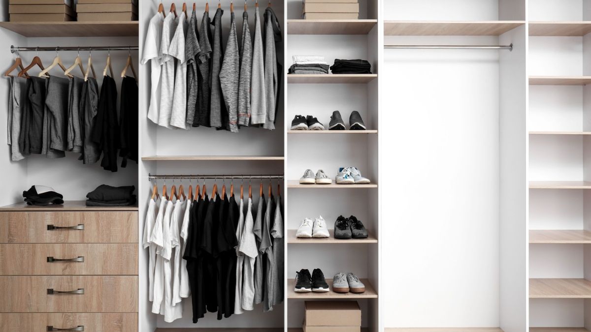 Piese esențiale pentru garderoba casual a bărbaților