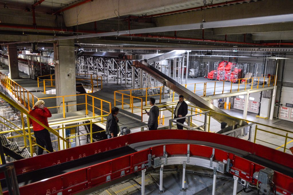 GALERIE FOTO | Cum arată cel mai mare centru logistic al Sameday - Imagine 55