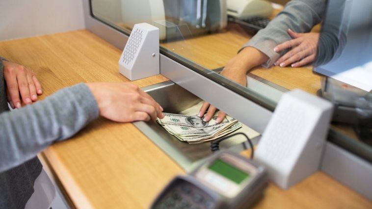 Suntem pregatiti? Cum vad bancile din Romania masura care promite sa revolutioneze sectorul financiar