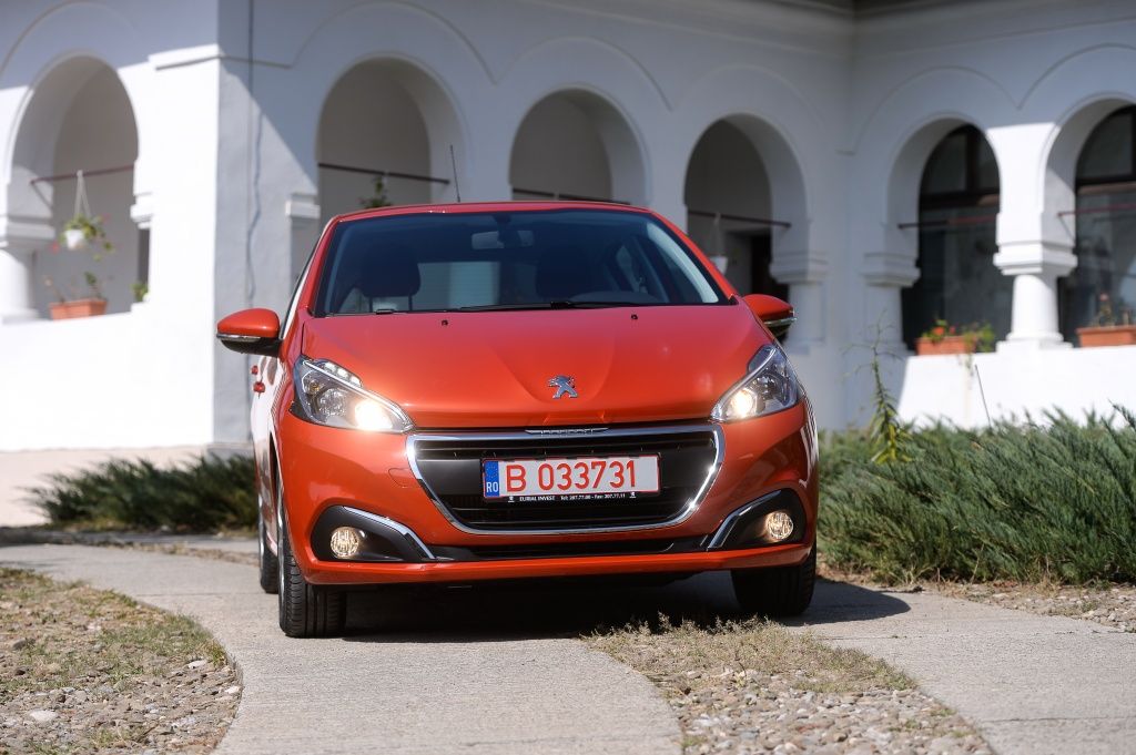Peugeot 208 facelift - Imagine 3