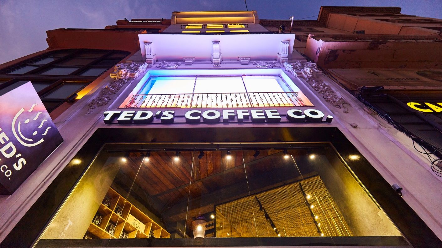 Ted's Coffee continuă investițiile în timpul pandemiei și deschide noi cafenele în București și Arad