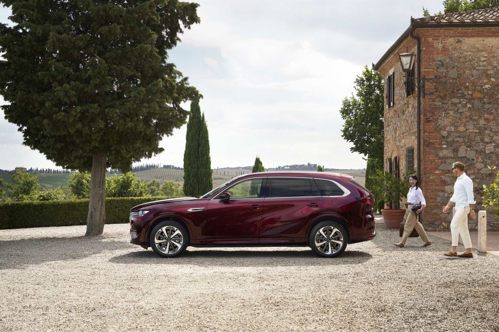 GALERIE FOTO | Mazda CX-80 prezentată pentru Europa - Imagine 12