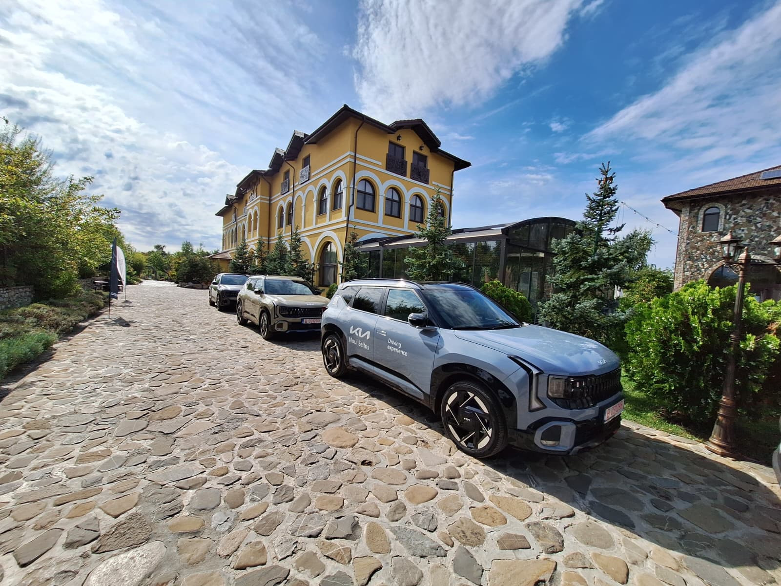FOTO | Prim contact cu noua Kia Seltos. Cât costă și ce consum are SUV-ul în versiunea termică