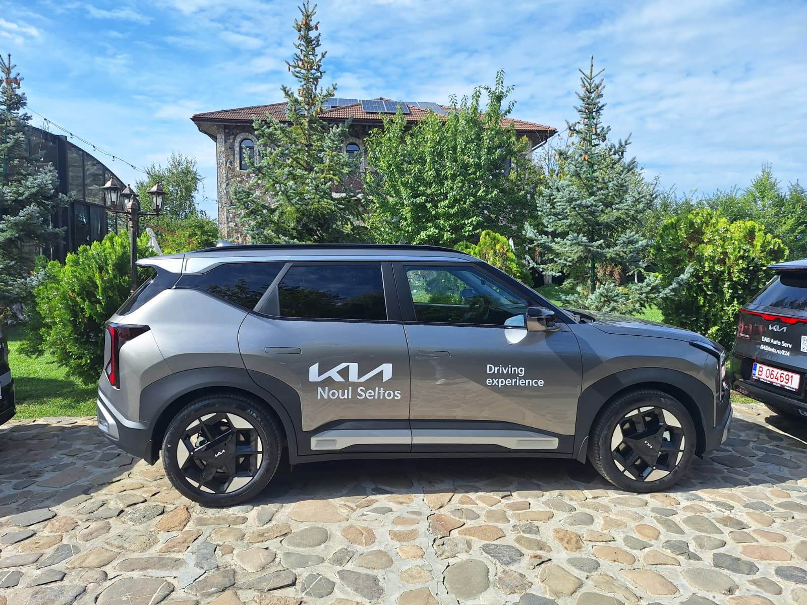 FOTO | Prim contact cu noua Kia Seltos. Cât costă și ce consum are SUV-ul în versiunea termică - Poza 3