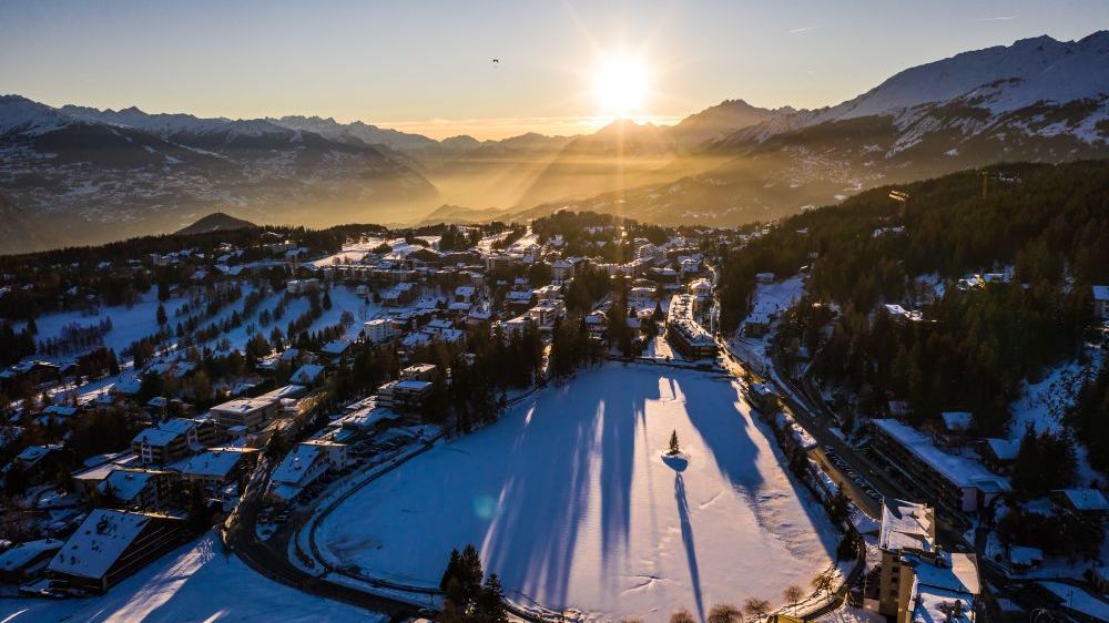 Elveţia a decretat o zi de doliu național după incendiul devastator de la Crans-Montana