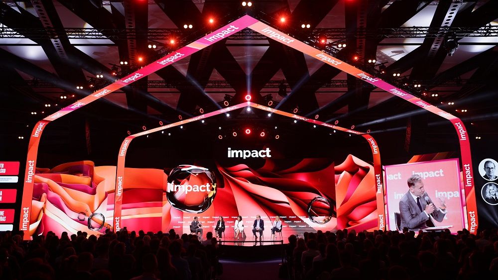 Cel mai important eveniment de business și tech din regiune vine la București. Impact Bucharest, prezentat de Mastercard, va avea loc pe 23-24 octombrie 2024, la Face Convention Center, iar primii speakeri au fost deja anunțați!