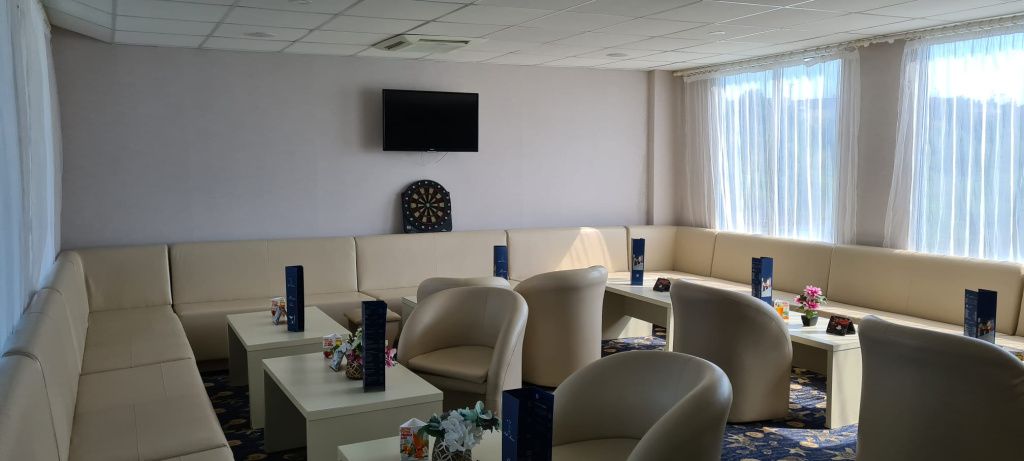 Cum arată "žperla eșuată" a Deltei Dunării: Un hotel plutitor a fost scos la licitație de ex - Imagine 5