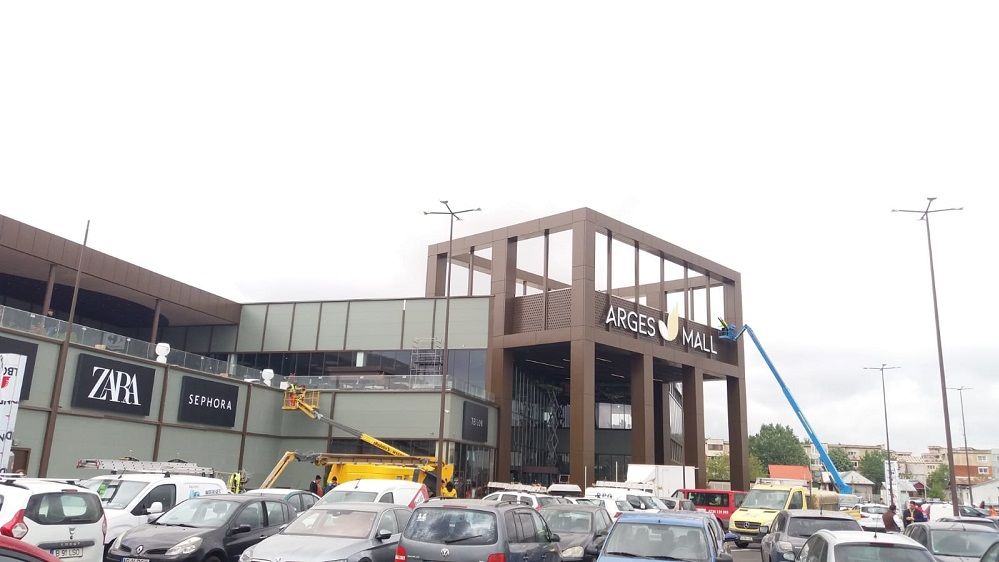 FOTO | Argeș Mall, noul centru comercial din Argeș, este gata de deschidere după o investiție de peste 100 mil. euro