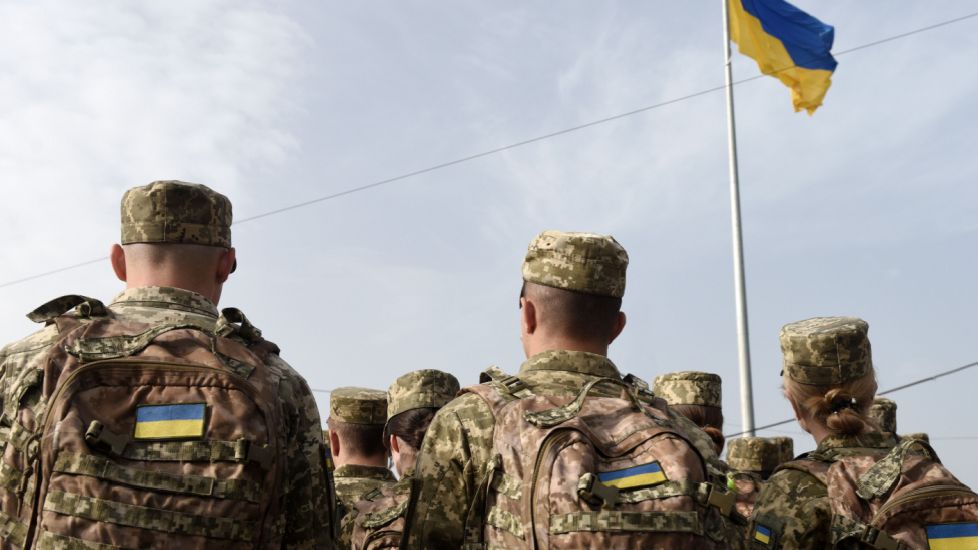 Criză acută de soldați în armata ucraineană: Kievul strânge tot mai tare lațul în jurul bărbaților care vor să evite mobilizarea