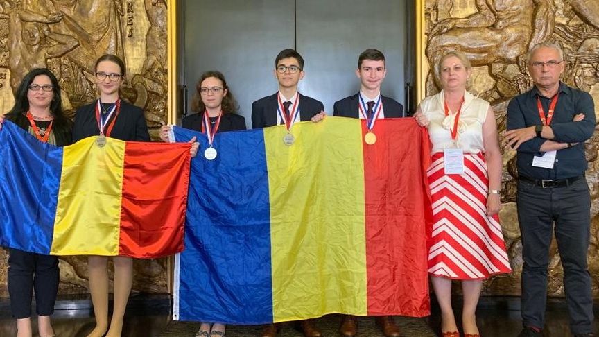 Elevii romani au obtinut o medalie de aur si trei de argint la Olimpiada Internationala de Chimie