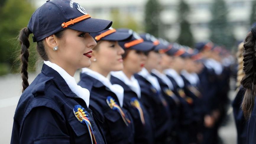 Premiera in MAI: scolile de agenti si subofiteri organizeaza admitere in ianuarie