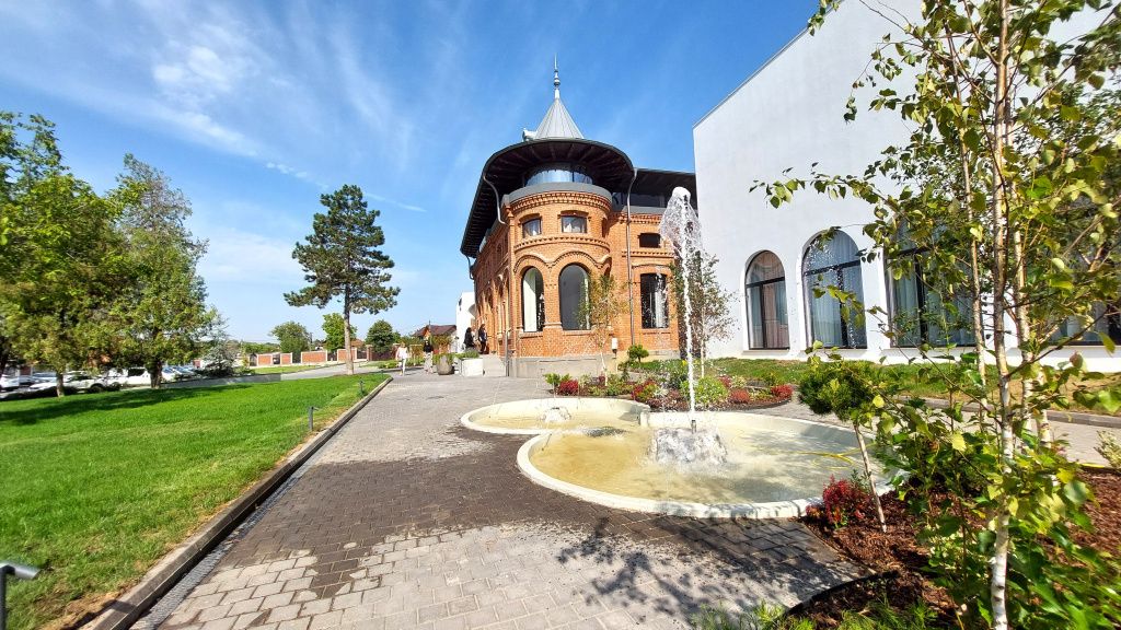 Cum arată cel mai nou hotel din România, construit pe proprietatea unui fost mare boier - Imagine 89