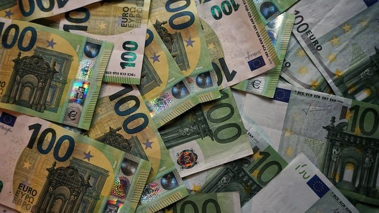 Comisia Europeană aprobă o schemă de 800 milioane de euro pentru sprijinirea companiilor din România afectate de pandemie