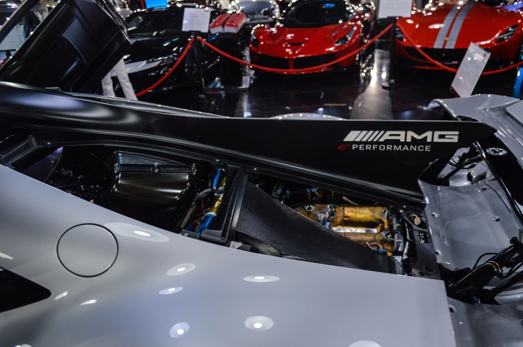 GALERIE FOTO | Cea mai nouă mașină din colecția lui Țiriac, un Mercedes-AMG One - Imagine 16