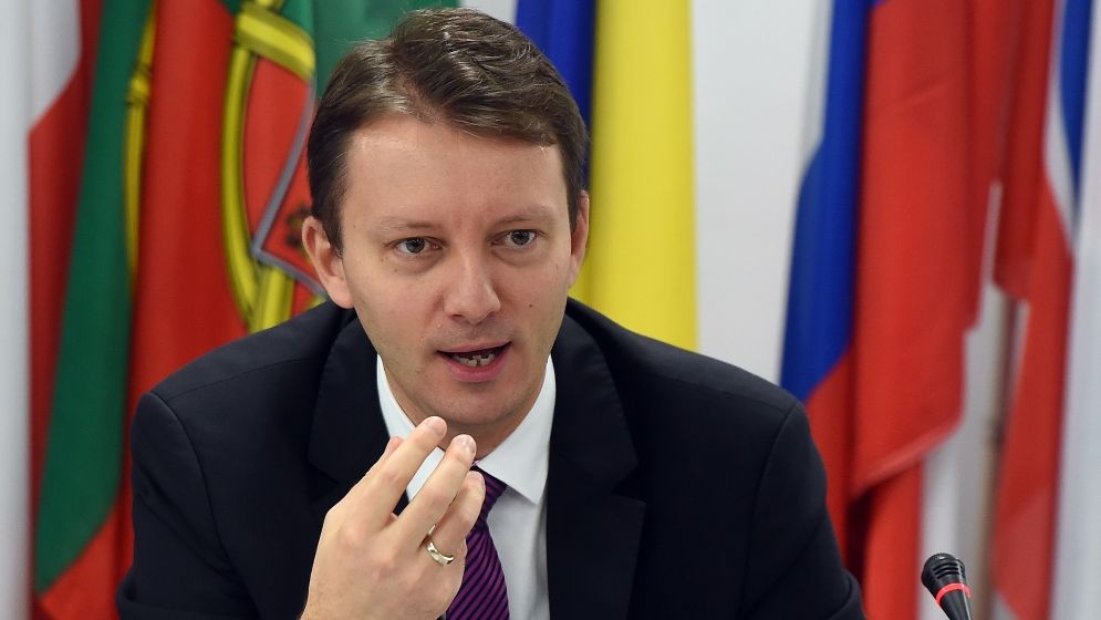 Zi decisivă pentru Guvern: dreapta ar merge pe varianta Siegfried Mureșan, PSD insistă cu Grindeanu