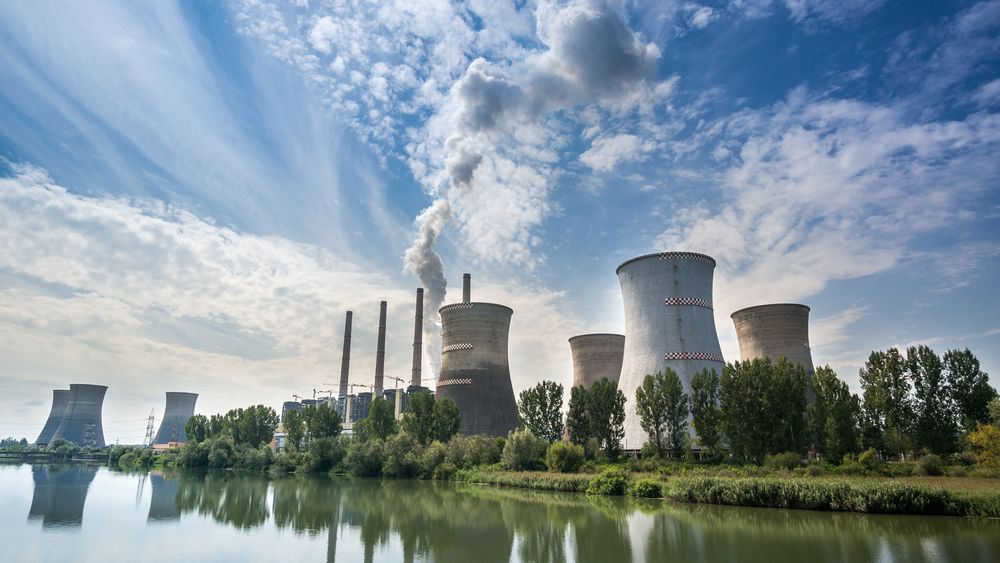 De ce își închide România toate termocentralele și minele de cărbune în plină criză energetică