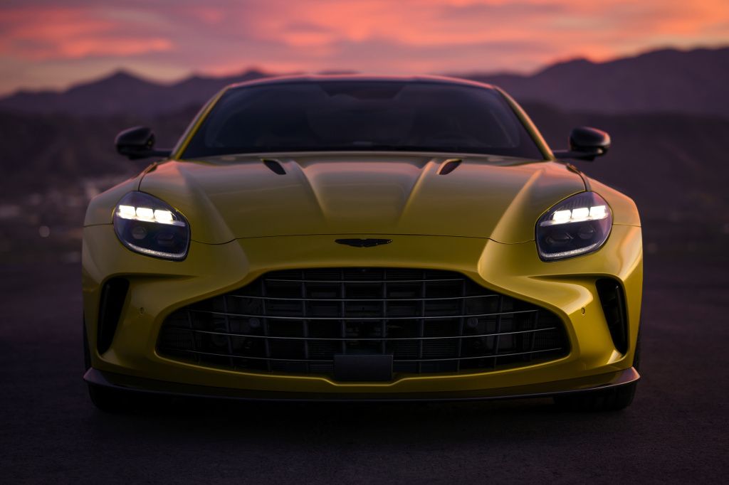 GALERIE FOTO | Aston Martin Vantage a primit un facelift - Imagine 9