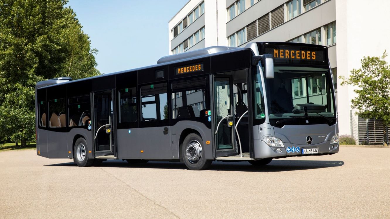 Primaria Sinaia cumpara 11 autobuze hibride