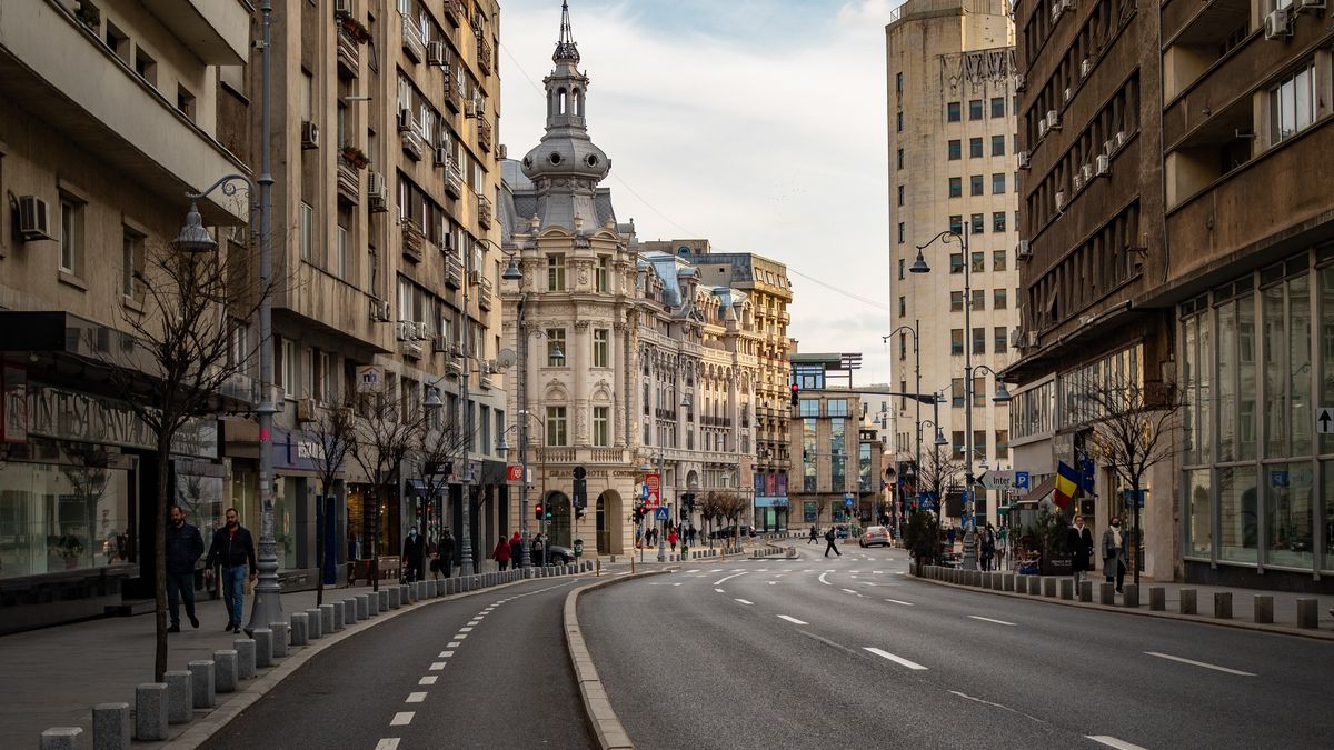 Nicușor Dan anunță construirea a 13 kilometri de piste pentru bicicliști în Capitală