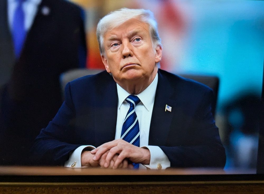 Trump cere Israelului și Iranului să oprească „imediat” atacurile: „Ambele părți vor o încetare a focului”