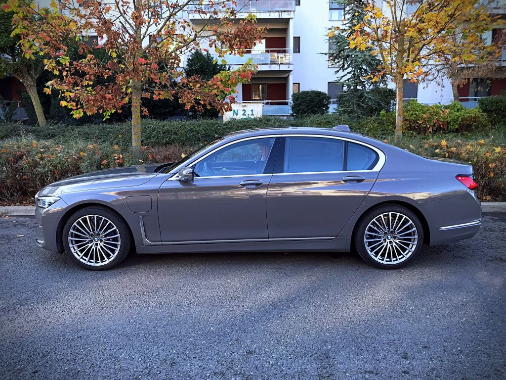BMW 745e - Imagine 9