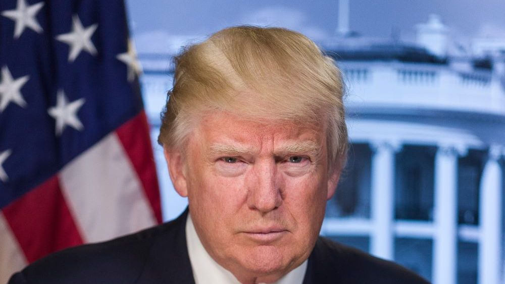 Atac armat în apropiere de Casa Albă. Atacatorul a fost doborât de Secret Service. Donald Trump, primele reacții
