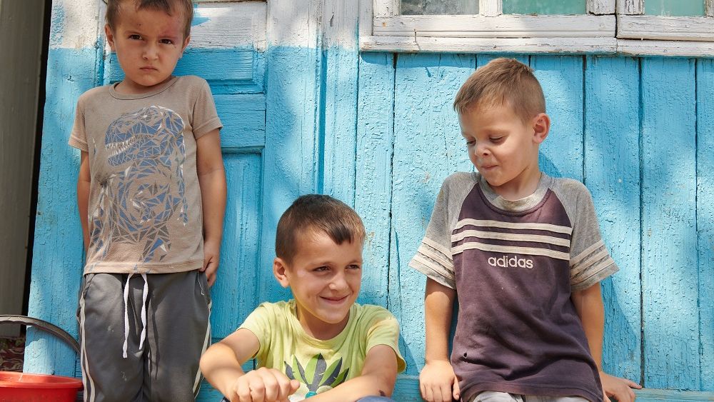 Zone „oarbe” din raportul QX, inițiat de Ministrul Educației. Ce realități din școli sunt ignorate, în special din mediul rural