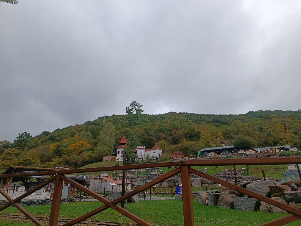 GALERIE FOTO: Parcul Mini Transilvania sau cum să faci un tur în Ardeal în mai puțin de o oră - Imagine 29