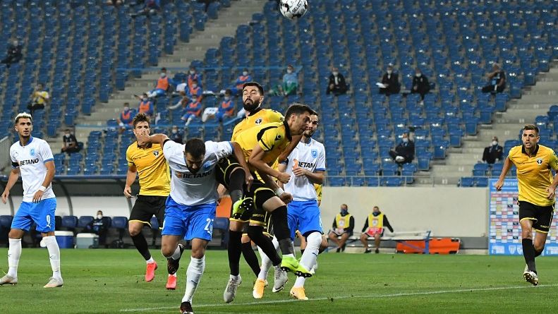 Violențe din partea suporterilor la meciul FC U Craiova 1948 - Rapid