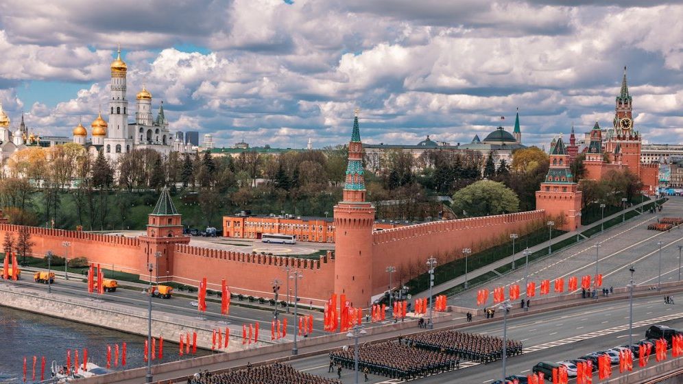 MAE: Activele rusești imobilizate în Uniunea Europeană trebuie folosite pentru reconstrucția Ucrainei