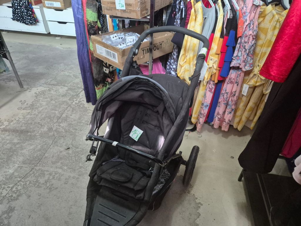 FOTO | În excursie la magazinul ANAF din București: Cum arată și cât costă marfa. Fiscul nu ac - Imagine 14