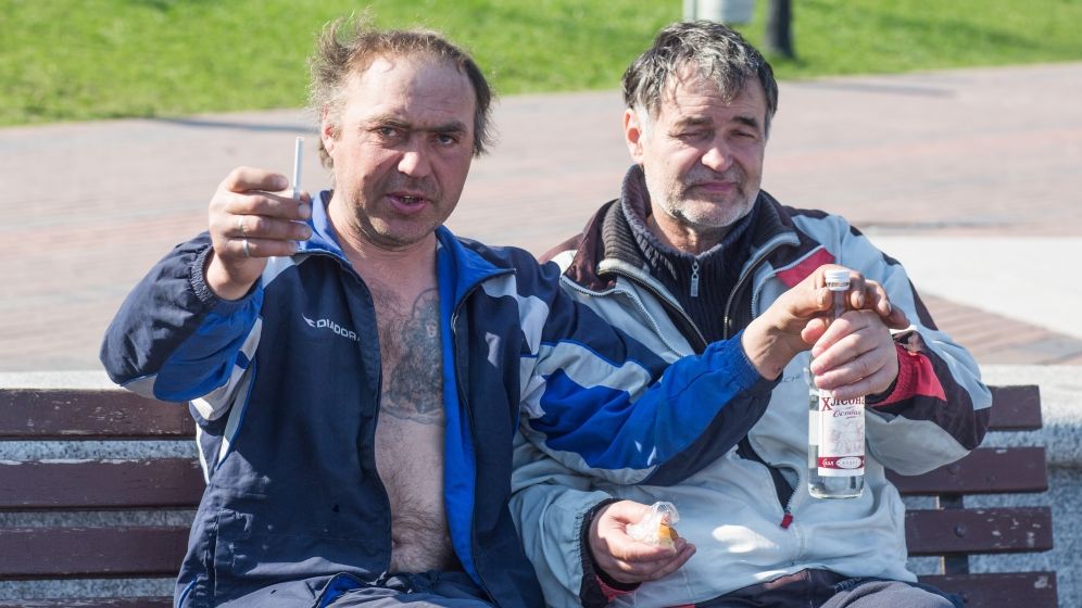 Votca nu ucide coronavirusul, avertizează autorităţile ruse, după ce vânzările au explodat