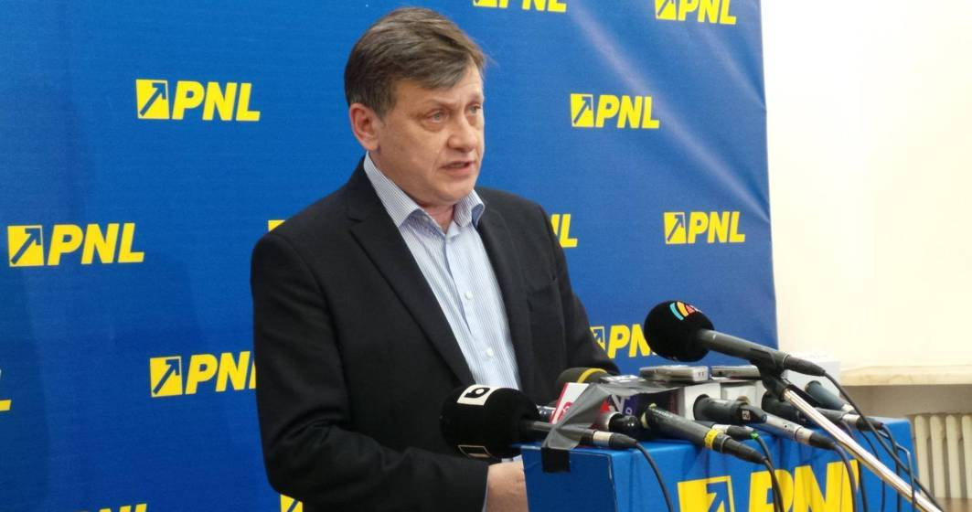 Crin Antonescu îi cere demisia lui Nicușor Dan: Trebuie să acţioneze decisiv!