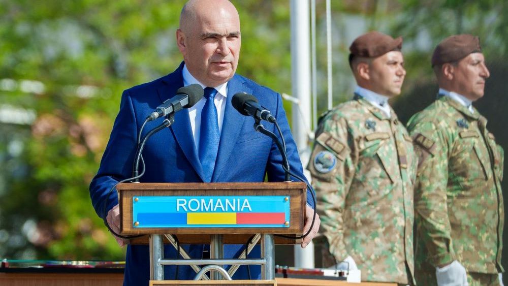 Pachetul austerității 2025. Plenul reunit, convocat luni: Guvernul își asumă răspunderea în fața Parlamentului