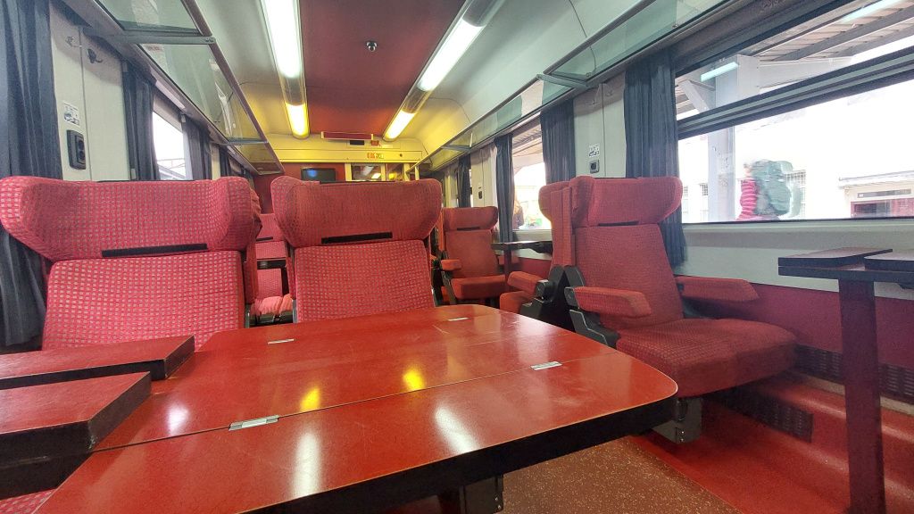 Vagon Clasa I AVA 200 (Astra Arad) - construit în perioada 2008-2010