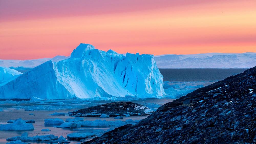 Un nou semnal de alarmă climatică: oceanele ating temperaturi record, iar Groenlanda pierde masiv gheață