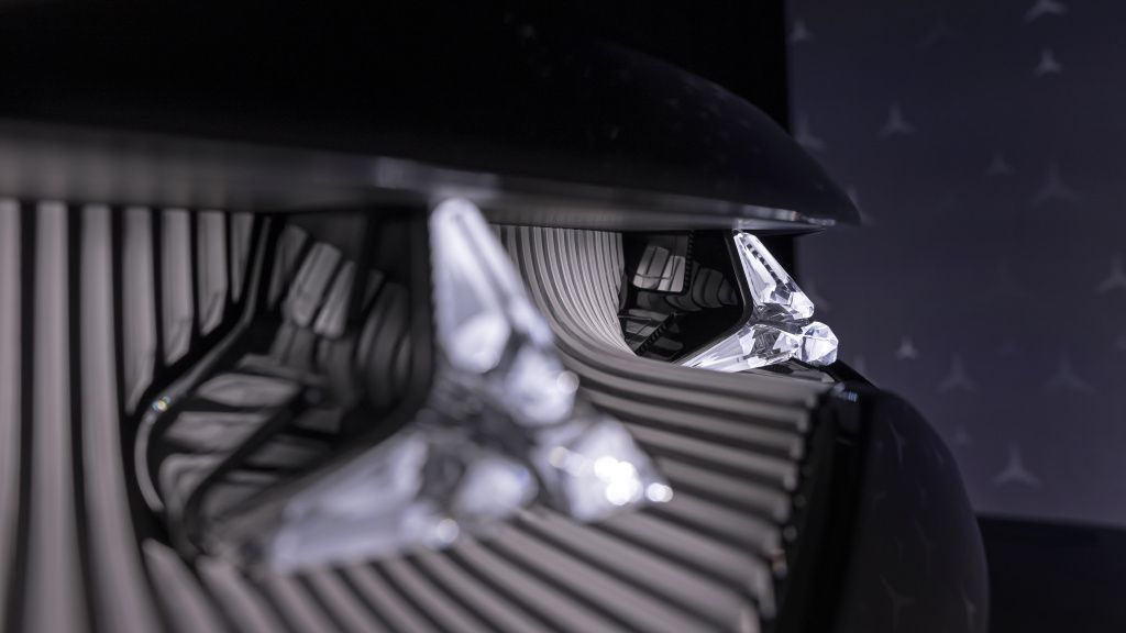 Lux, eleganță și tehnologie fără frână: Mercedes Benz dă startul unei noi ere premium în co - Imagine 12