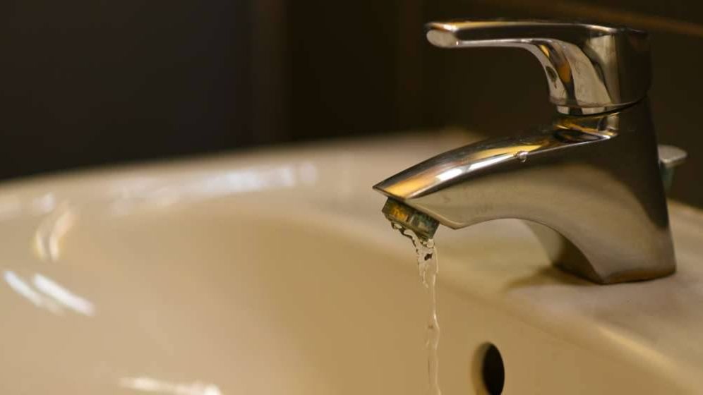 Bucureștenii riscă să rămână fără apă caldă și căldură: protest spontan al angajaților de la termocentrale