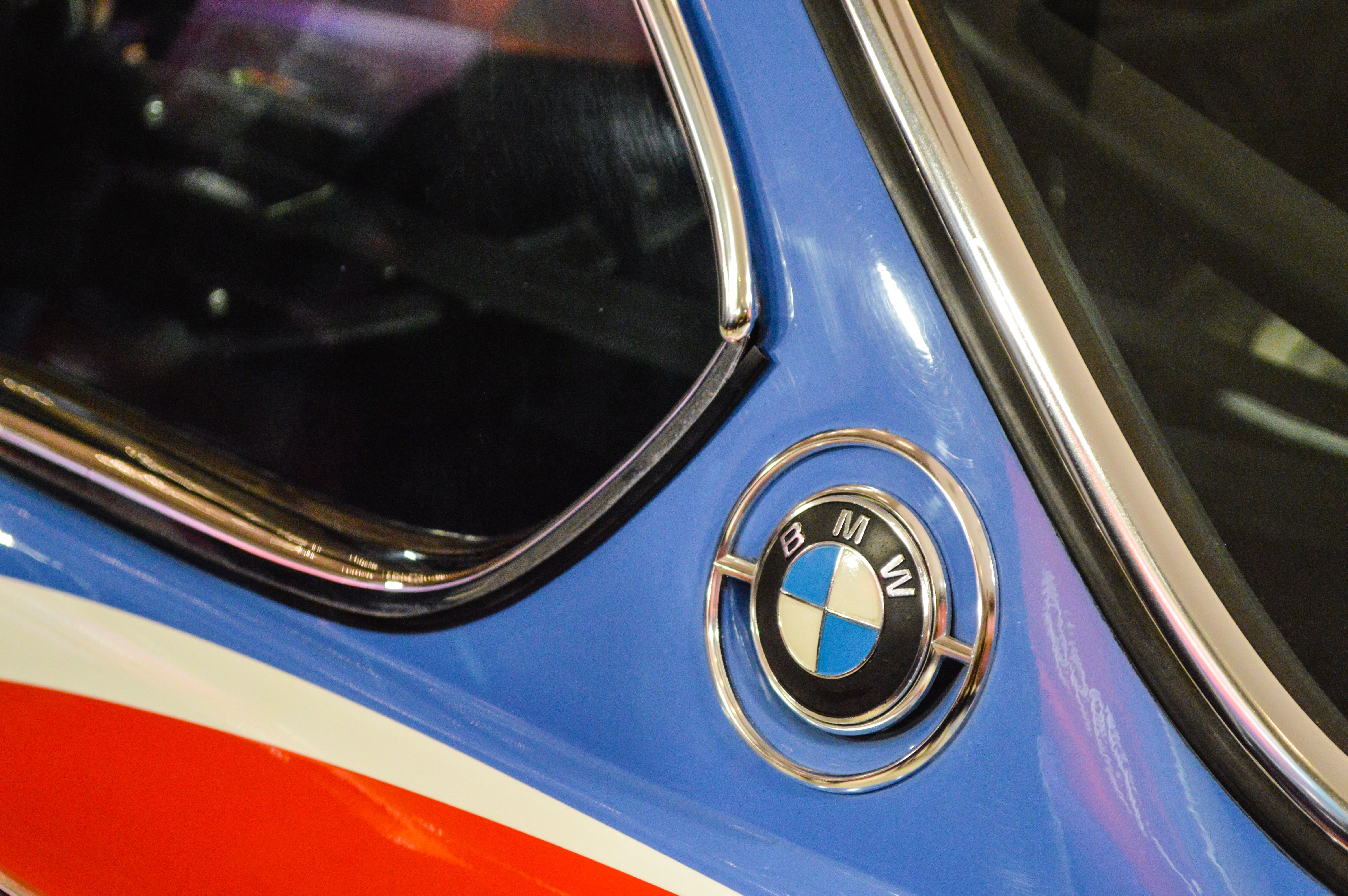 FOTO | Primul BMW Art Car, în România. Unde este expus BMW-ul 3.0 CSL pictat de Alexander Calder - Poza 13