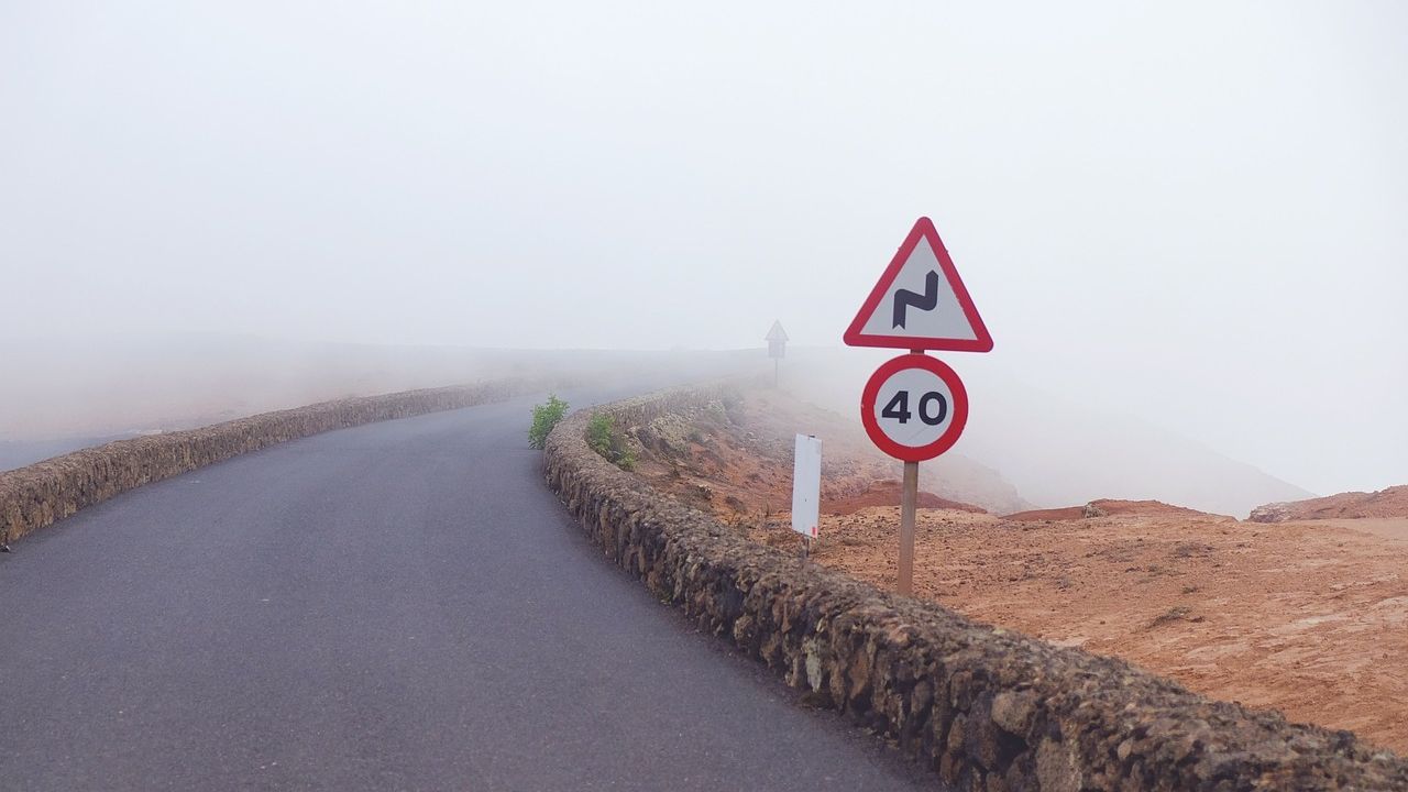 Amenzi pentru trucarea unor licitatii pentru lucrari de marcaje rutiere