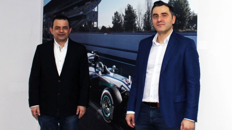 13 ani de imprimante format mare, milioane de euro cifra de afaceri: Ce cauta romanii si cum evolueaza business-ul Dacora Print